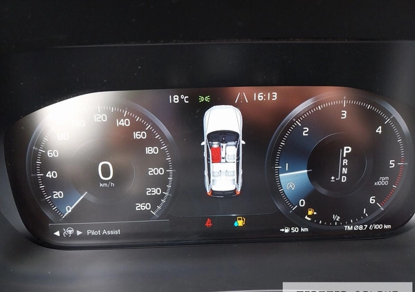 Volvo XC 60 cena 144900 przebieg: 95890, rok produkcji 2018 z Poznań małe 781